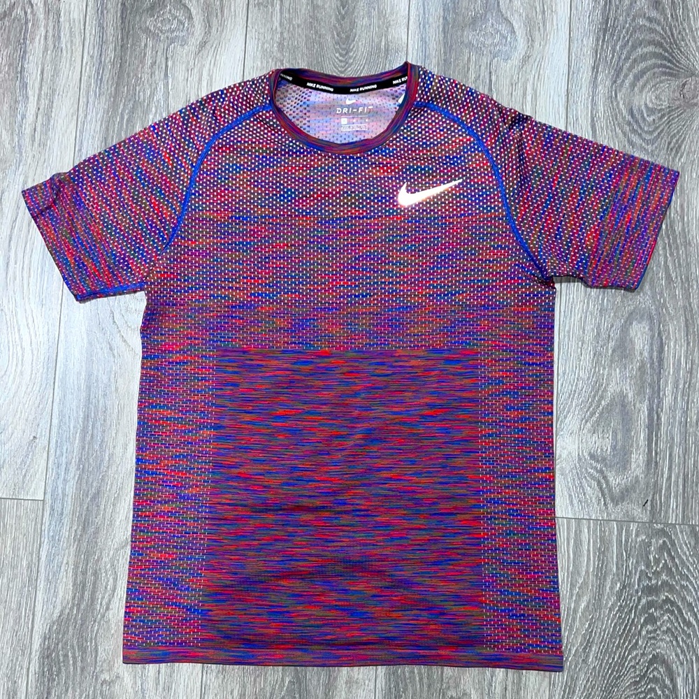 Men’s NIKE Running Top